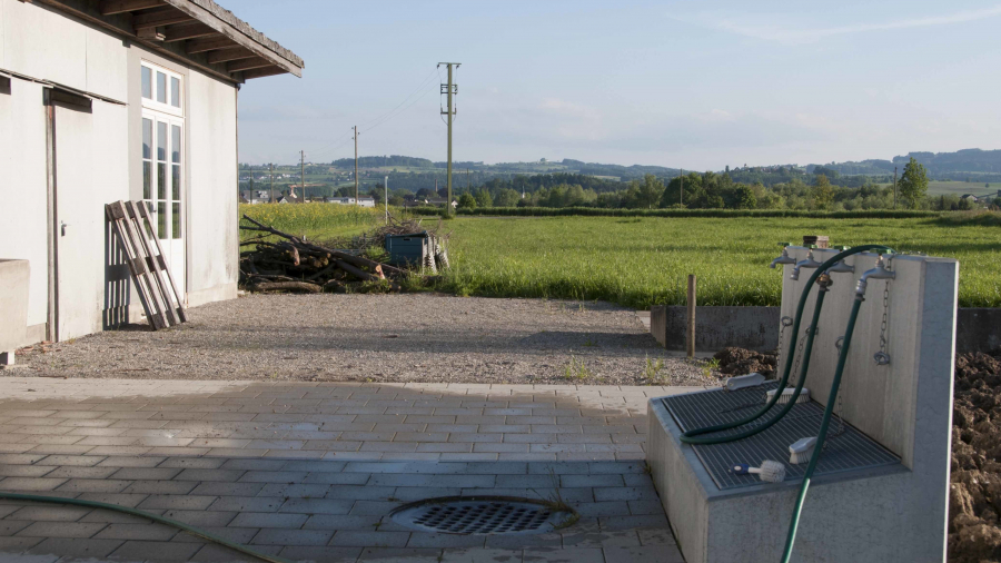 Der Aussen-Werkplatz beim Garten